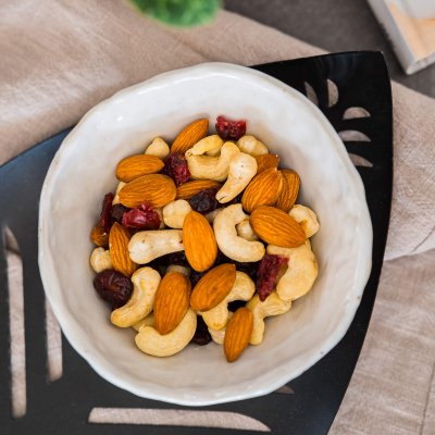 Mini mix třešně a ořechy 80g