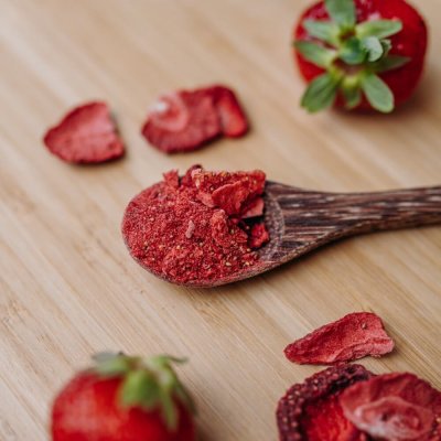 Freeze Dried Strawberry powder with pieces 80g