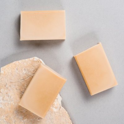 Alma mýdlo přírodní s medem, lanolinem a ovesným hedvábím Něžně 110g