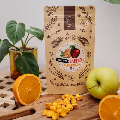 Crunchy apple cubes with orange 35g