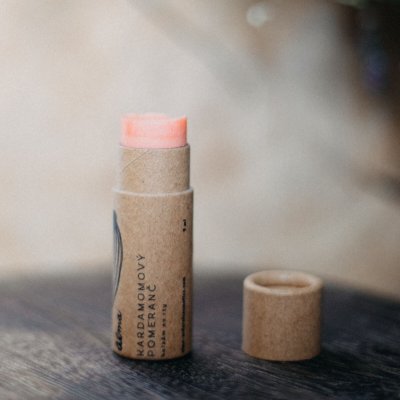 Alma balzám na rty Kardamonový pomeranč 12ml