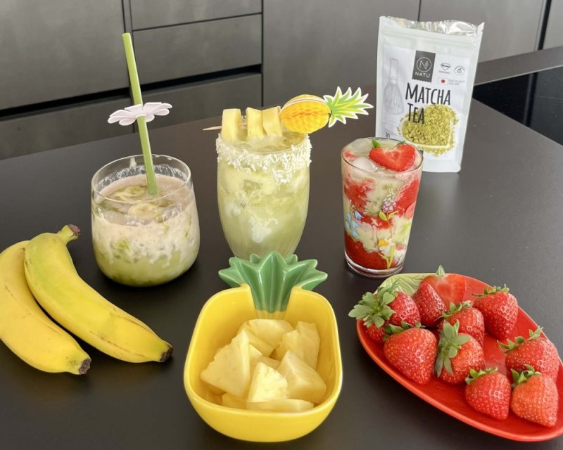 Tři osvěžující recepty na ledové matcha latte