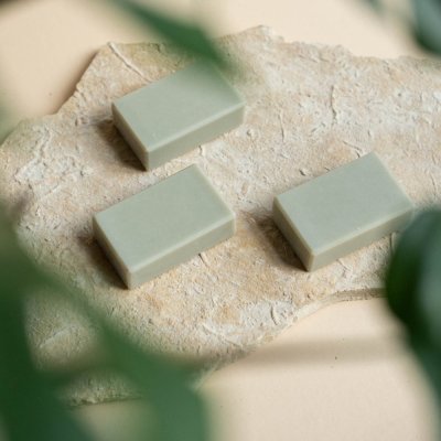 Alma mýdlo na ruce s avokádovým olejem a rýžovým pudrem Energizující 110g