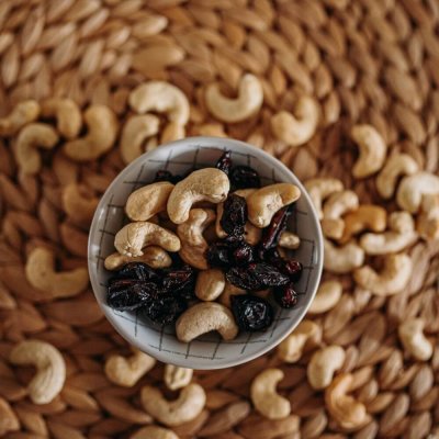 Mini mix kešu a brusinky 80g