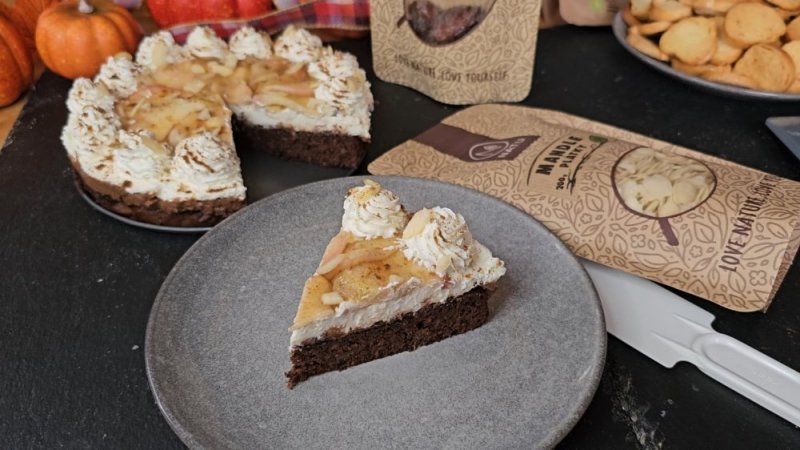 Nadýchaný jablečný koláč bez mouky