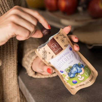 Blueberry Cashew Balls 70g