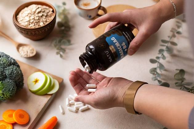 Češi mají stále méně živin ze stravy. Nová generace doplňků přináší řešení.