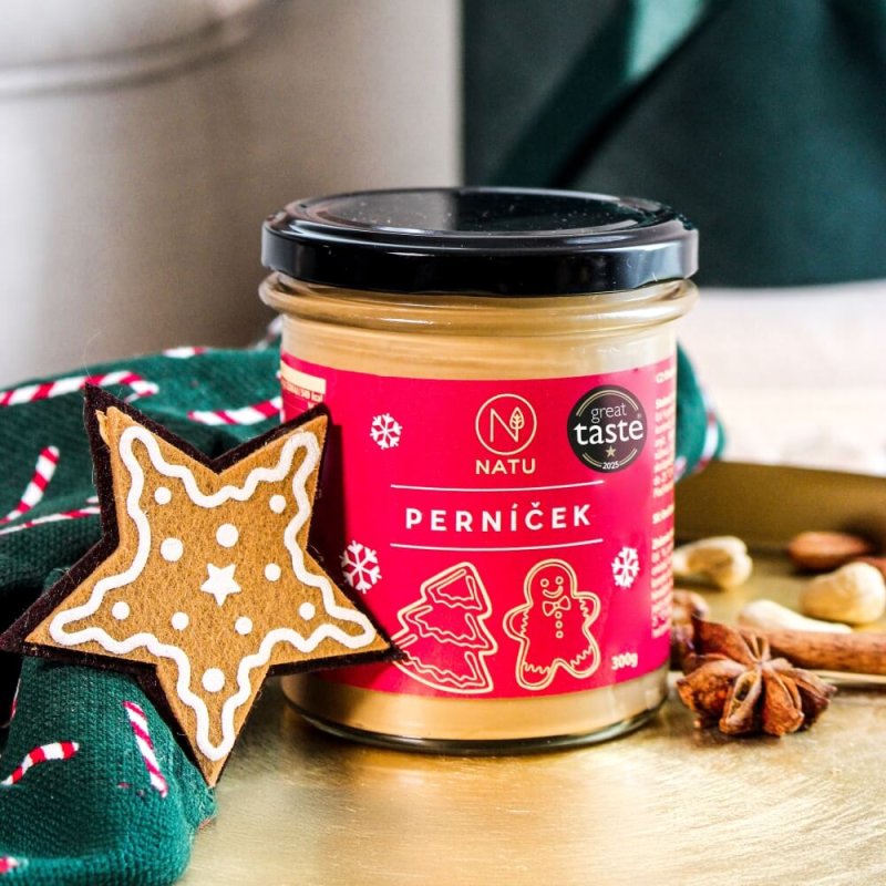 Vánoční perníčková kaše s oříškovým máslem a kakaem