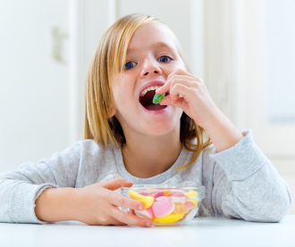 Děti a sladkosti aneb jak zvládnout cukr v dětském jídelníčku
