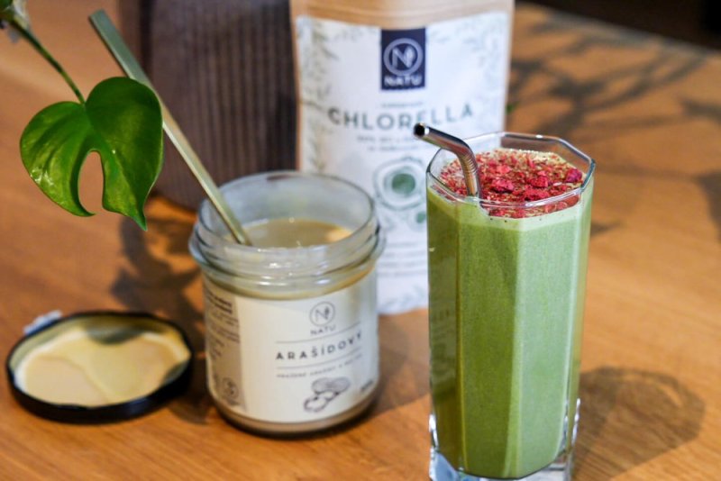 Detox smoothie s chlorellou