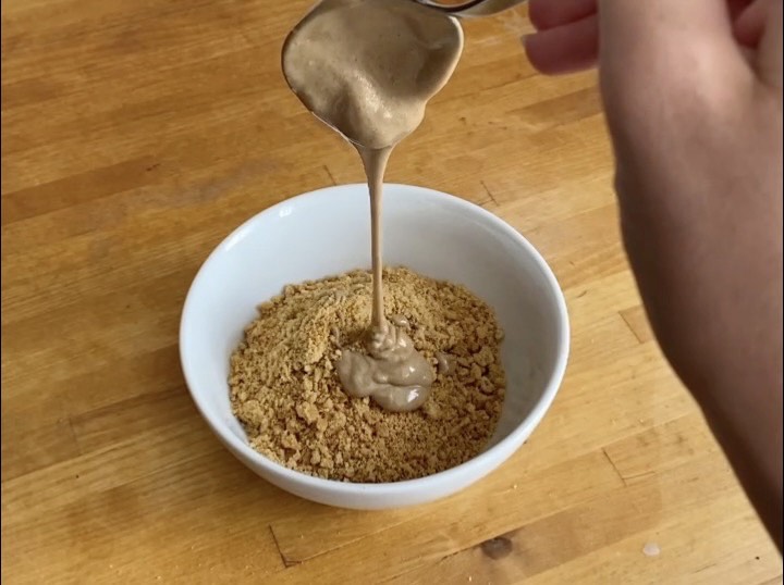 Snídaňová „panna latte“ s mandlovým proteinem