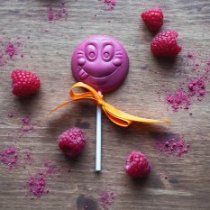 Míšina čokoláda Čokoládové lízátko malinové 16,5g