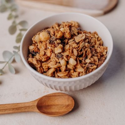 Granola Slaný karamel tubus 400g