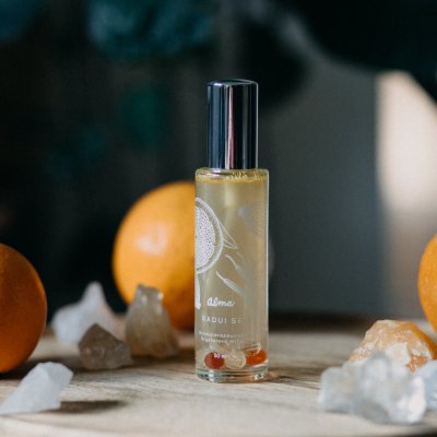 Alma aromaterapeutická mlha s krystalovými korálky Raduj se 50ml