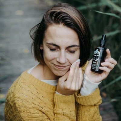 Alma odličovací emulze dvoufázová pro mastnou a aknózní pleť Vilínové pohlazení 50ml