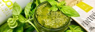 Bazalkové vegan pesto