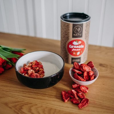 Jahodová granola s mandlemi 250g